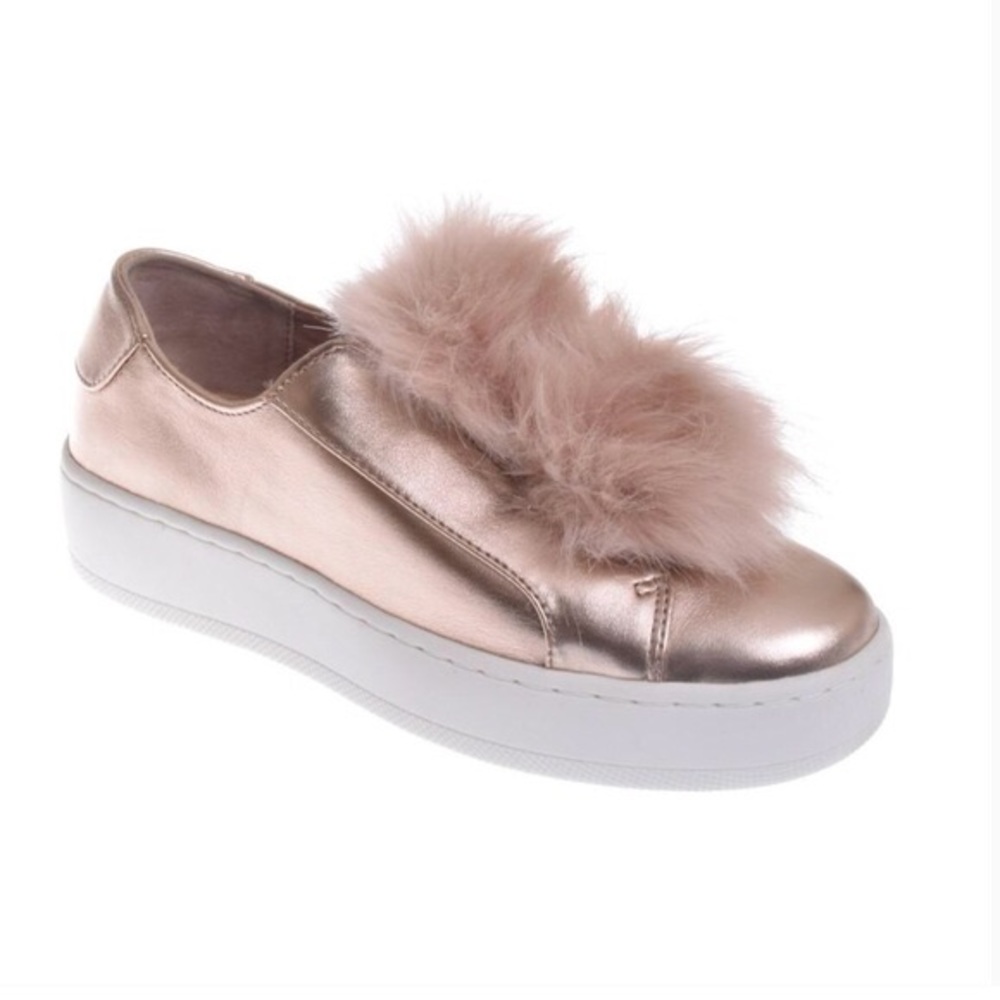 Steve Madden pink Pom Pom Shoes